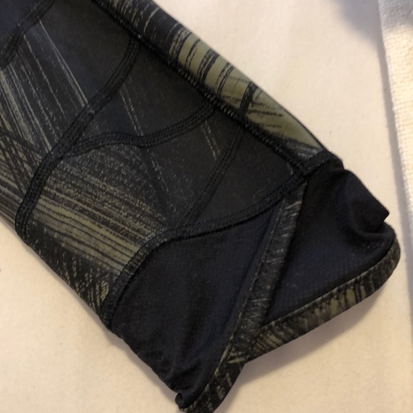 Lululemon leggings - Picture 2 of 4